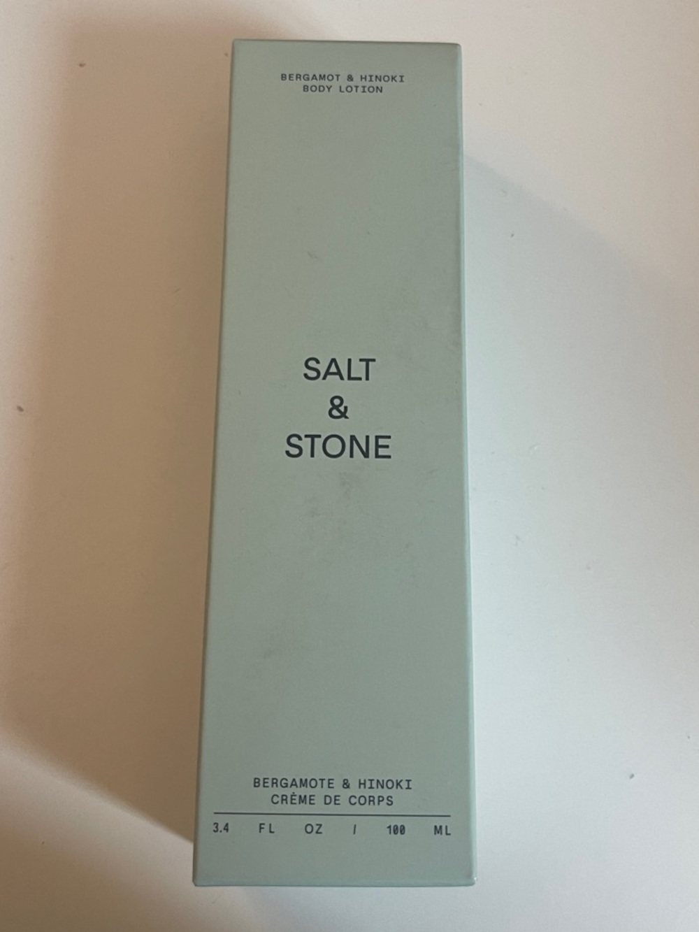 SALT & STONE Bergamot & Hinoki Body Lotion - Pale Mint Green Box